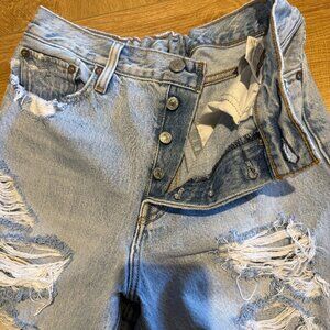 Levi's Slouchy Distressed Jeans